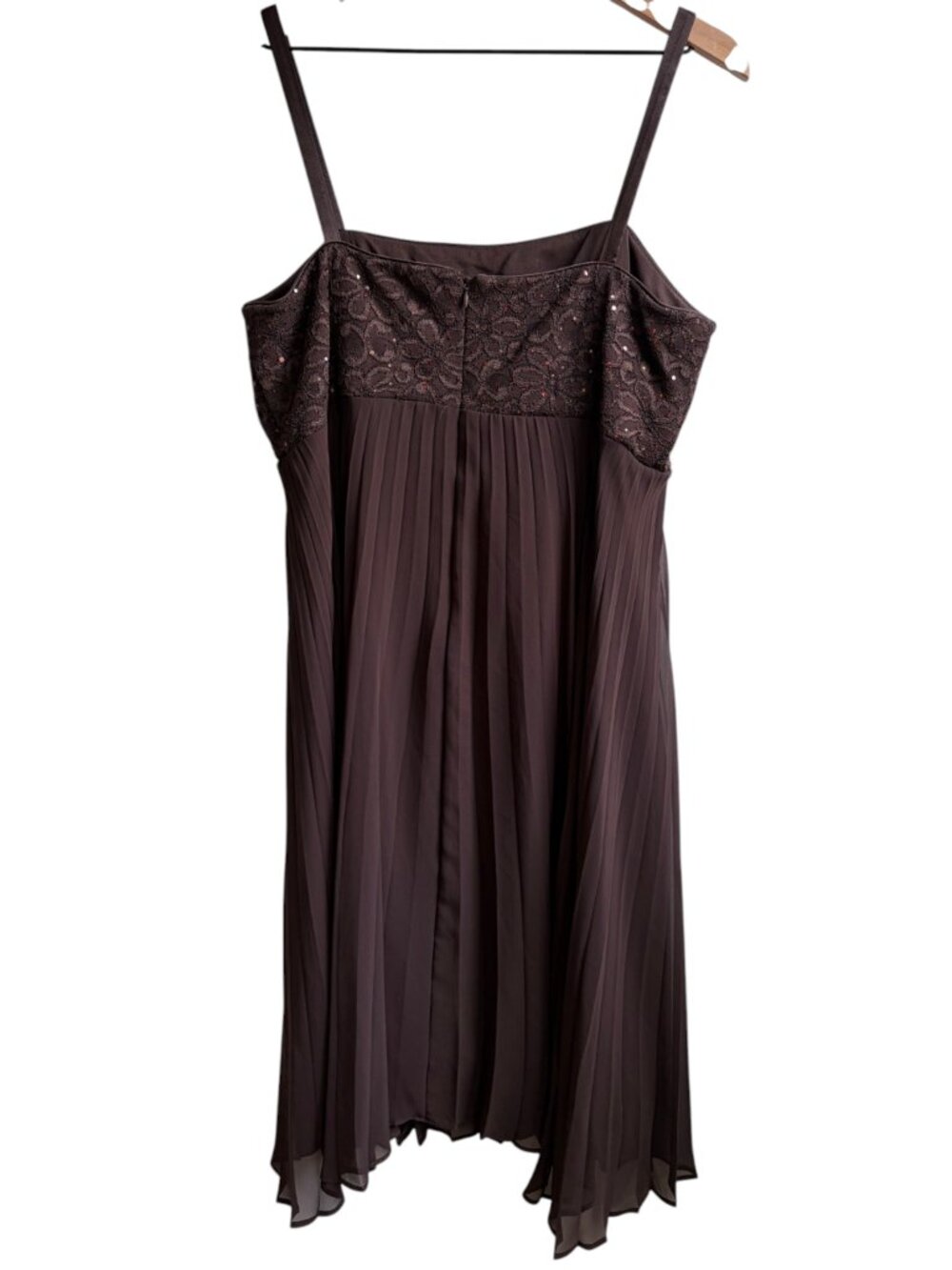 R&M Richards Brown Lace Sequin Pleated Empire Cocktail Dress Midi Size 16 Plus - Picture 4 of 5